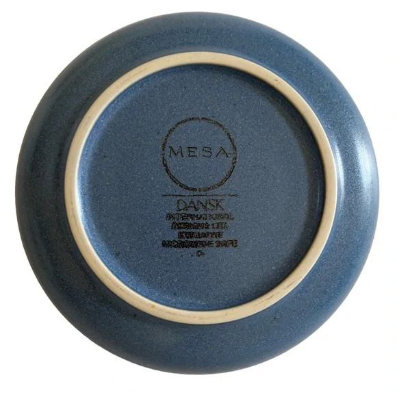 Dansk International Mesa Blue Teacups & Saucers - Picture 4 of 5